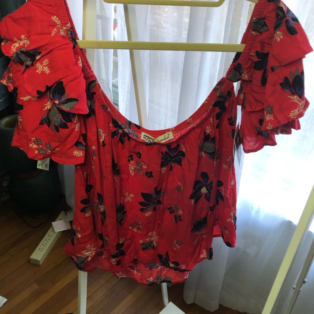 Gypsies Gypsies And Moondust Floral Off Shoulder Blouse Cropped top